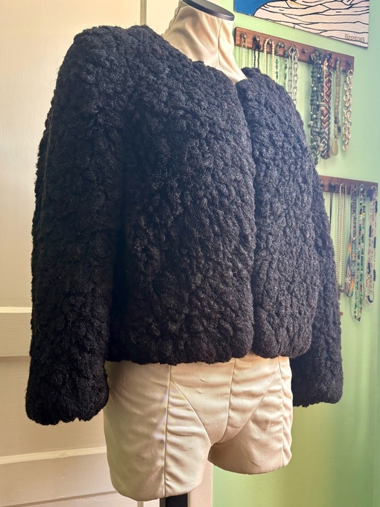 Source Unknown Jackets & Blazers - Black Faux Wool Fuzzy Textured Teddy Jacket
